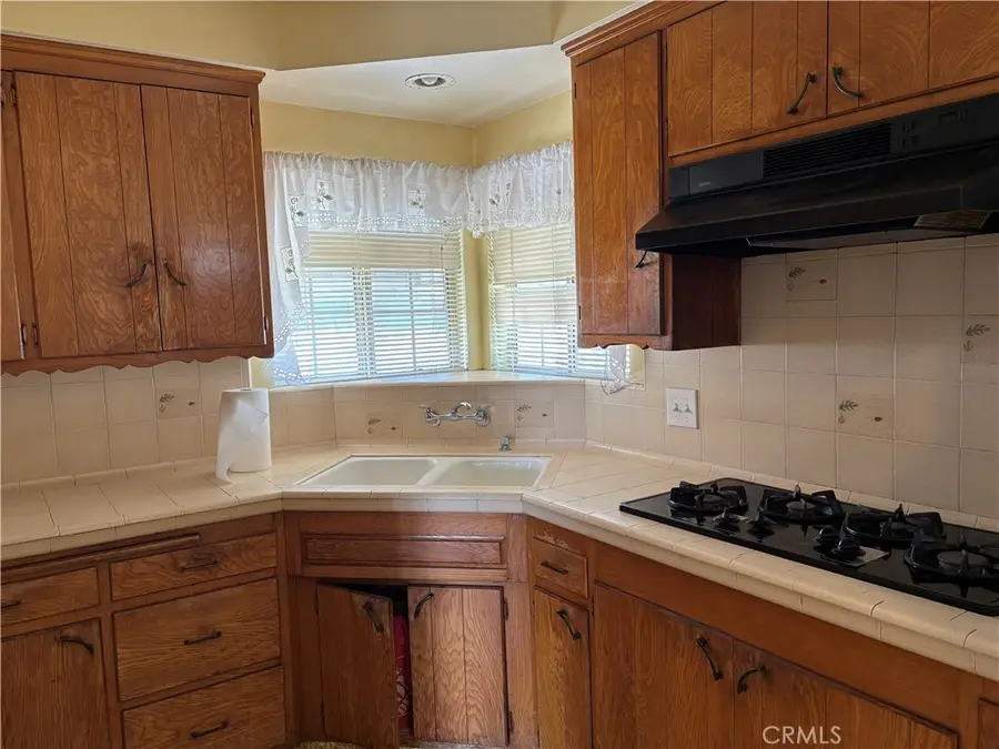 14431 Beaver Street, Sylmar, CA 91342 - #2
