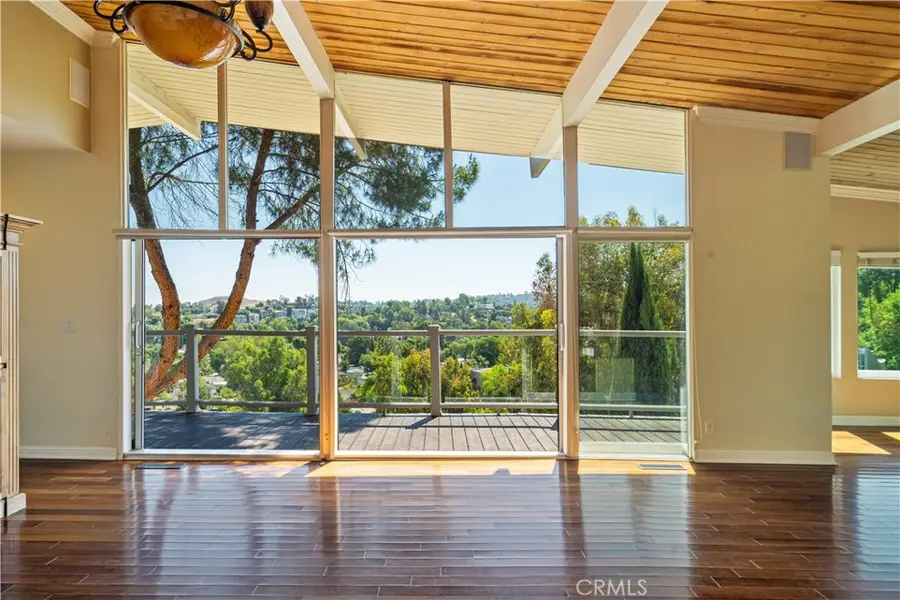 5102 Medina Road, Woodland Hills, CA 91364 - #2