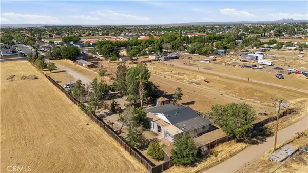 3160 E E Avenue R8, Palmdale, CA 93550