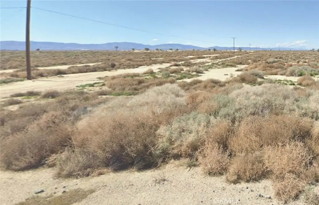 6359 Avenue L, North Antelope Valley, CA 93535 - #1