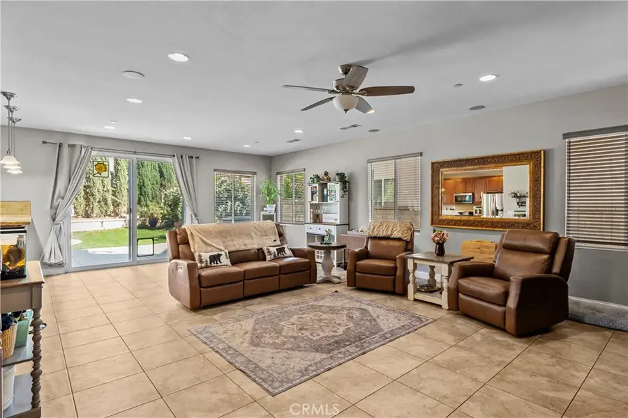 19826 Melissa, Saugus, CA 91350 - #3