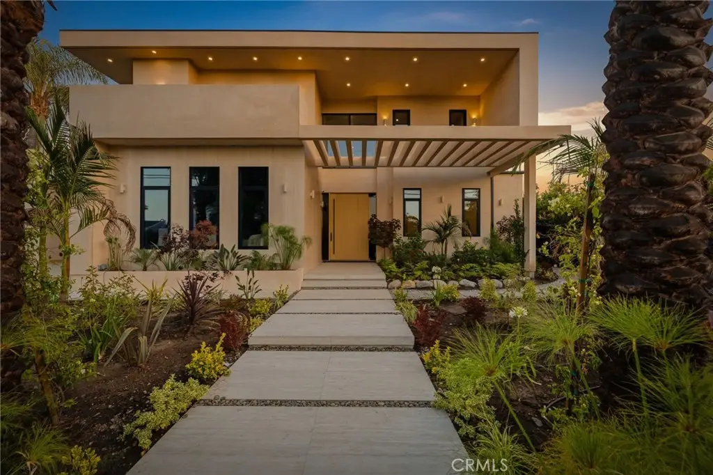 15450 Huston, Sherman Oaks, CA 91403 - #1