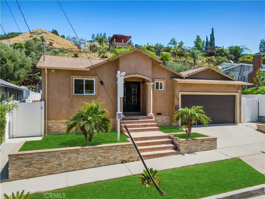 10101 Lanark Street, Sun Valley, CA 91352 - #2