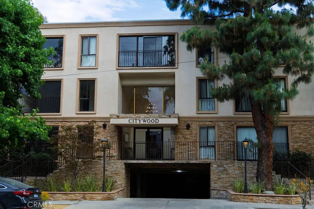 15344 Weddington Street #104, Sherman Oaks, CA 91411 - #1