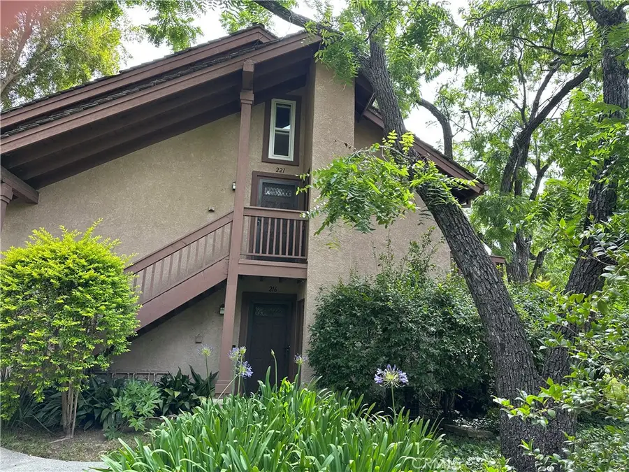 7050 Shoup #221, Canoga Park, CA 91303 - #2