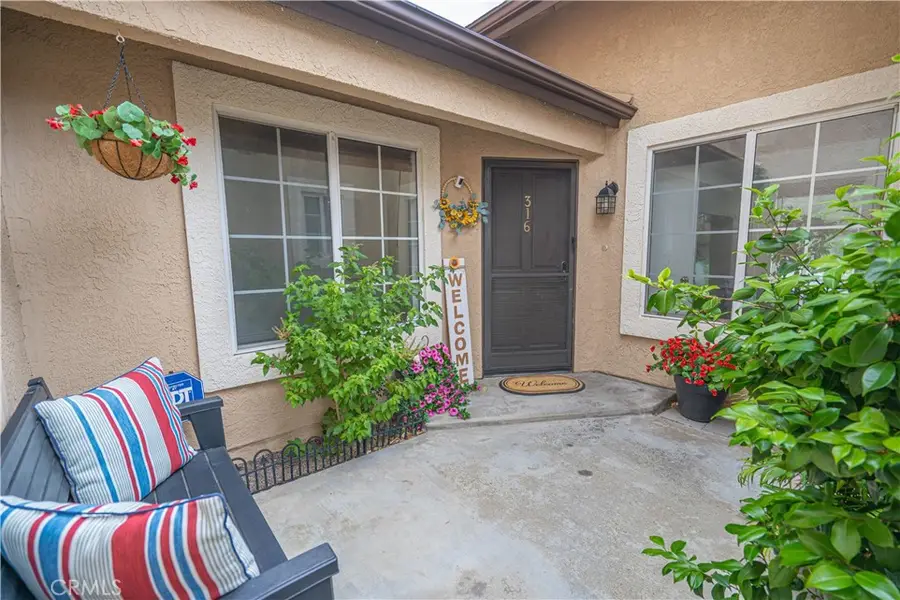 22942 Banyan Place, Saugus, CA 91390 - #3
