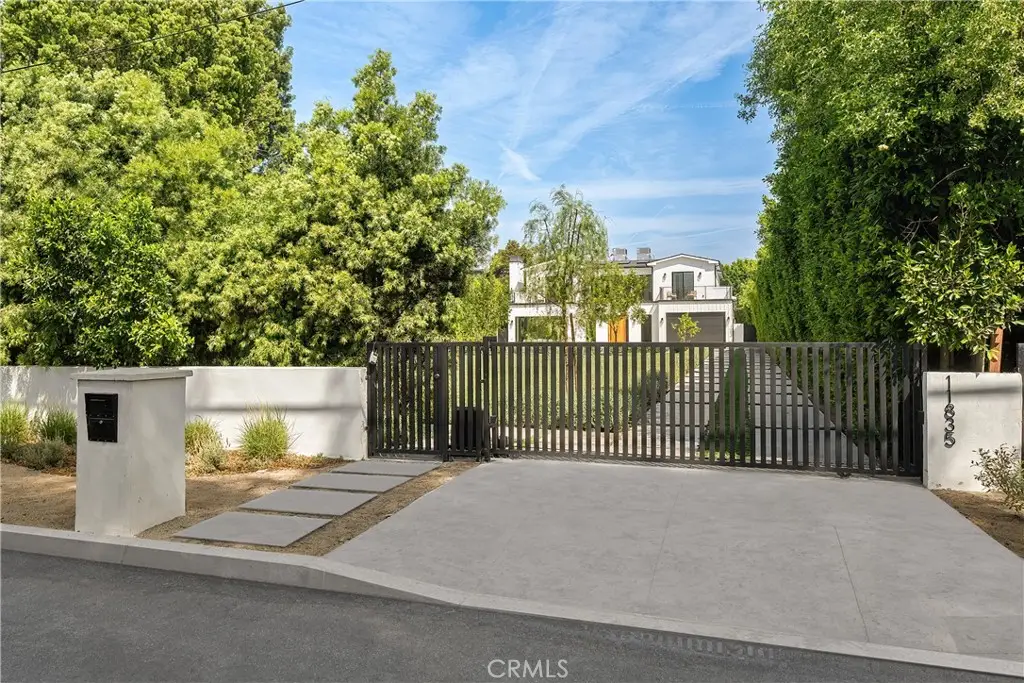 11835 Kling Street, Valley Village, CA 91607 - #1