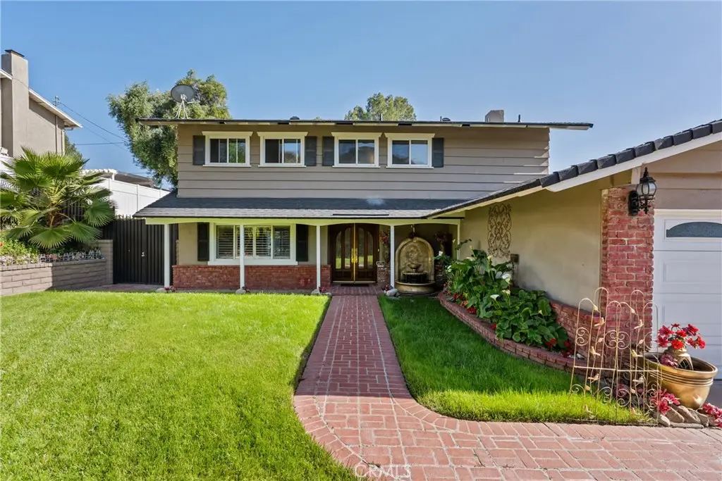 23810 Fambrough, Newhall, CA 91321 - #1