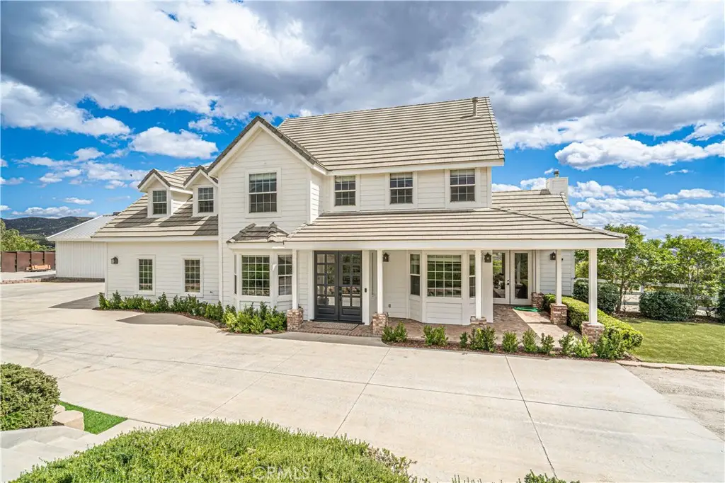 9248 Hierba, Agua Dulce, CA 91390 - #1
