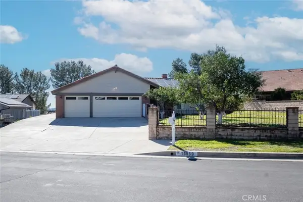 15559 Sorbonne, Sylmar, CA 91342