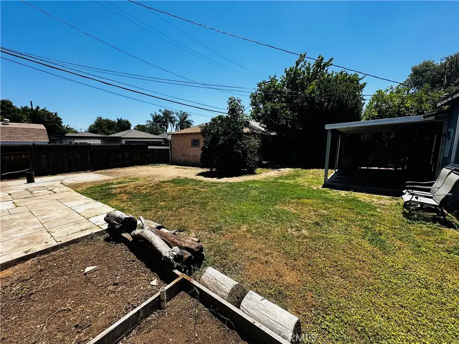 6852 Aura Avenue, Reseda, CA 91335 - #2