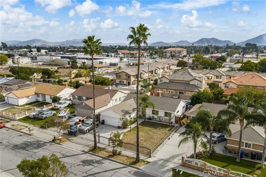 16591 Barbee Street, Fontana, CA 92336 - #2