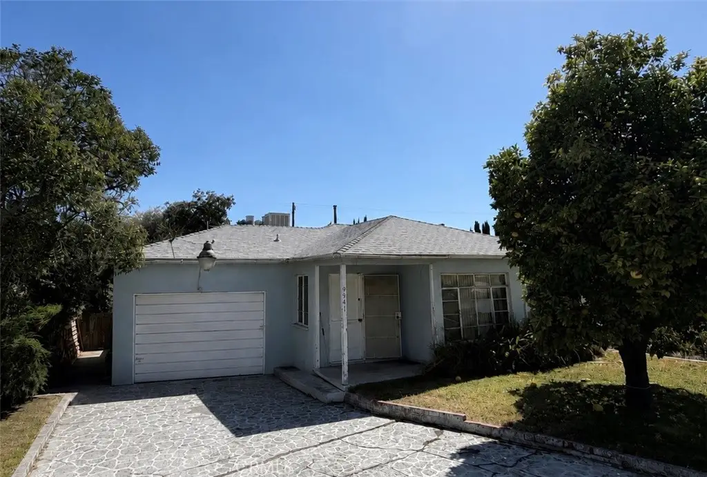 9941 France, Tujunga, CA 91042 - #1