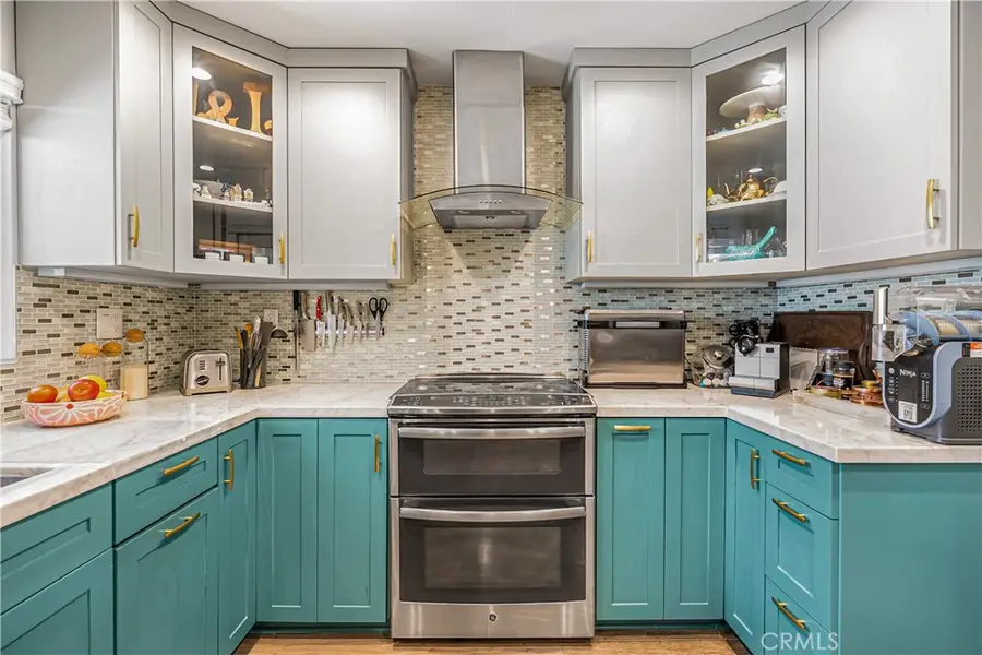 22170 James Alan Circle #1, Chatsworth, CA 91311 - #3