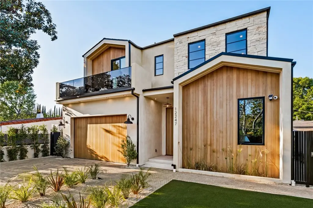 12247 Addison, Valley Village, CA 91607 - #1
