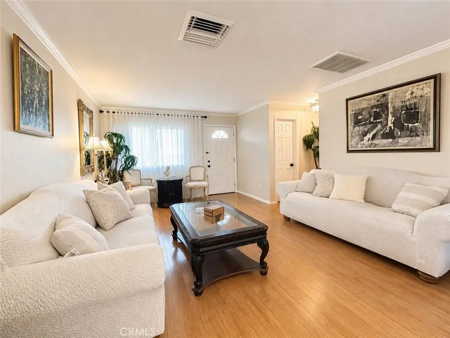 17041 Roscoe Boulevard #3, Northridge, CA 91325 - #3