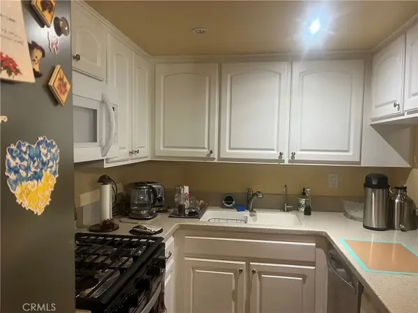 335 N Adams Street N #112, Glendale, CA 91206