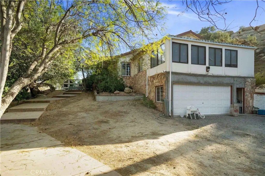 9633 Baden, Chatsworth, CA 91311 - #1