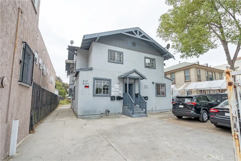 914 W 41st Street, Los Angeles, CA 90037 - #1
