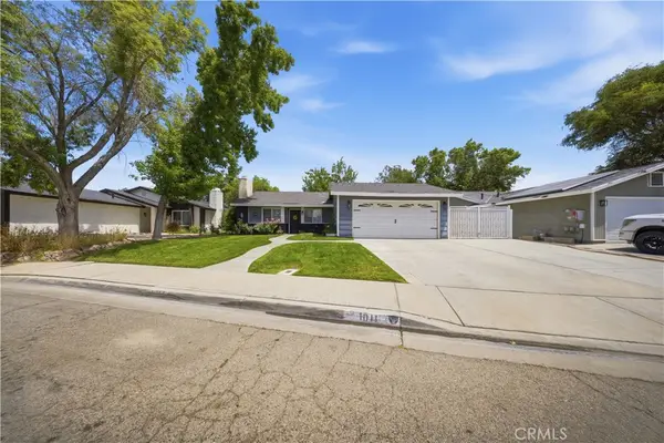 1011 Lightcap, Lancaster, CA 93535