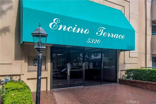 5320 Zelzah Avenue #201, Encino, CA 91316