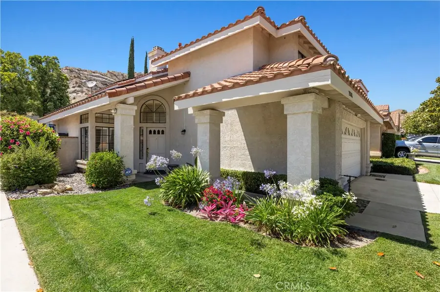 29065 Marilyn Dr, Canyon Country, CA 91387 - #3
