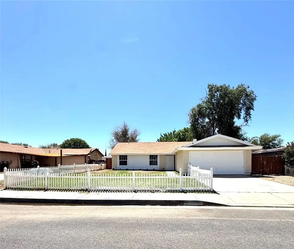 44251 E Raysack, Lancaster, CA 93535 - #1