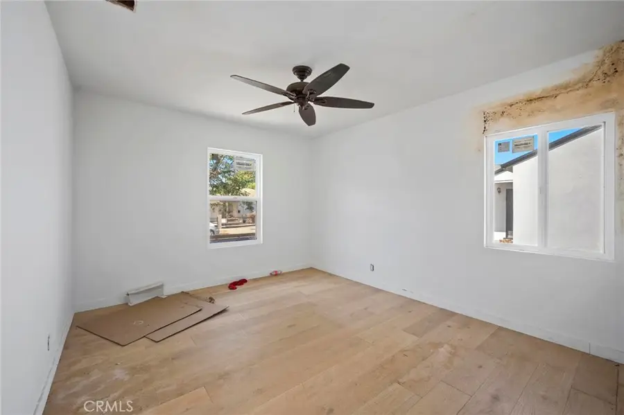 17446 Tiara Street, Encino, CA 91316 - #2