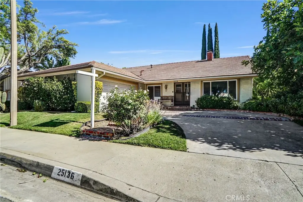 25136 Avenida Rondel, Valencia, CA 91355 - #1