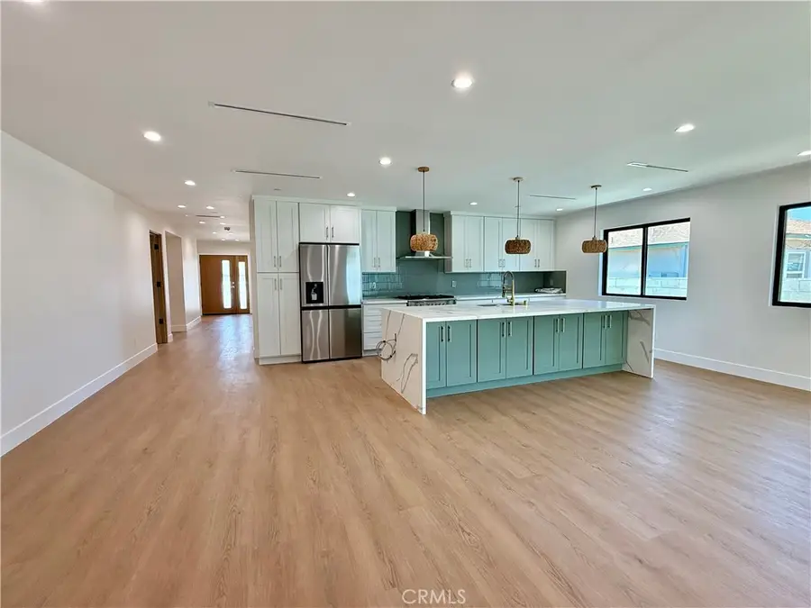 22130 Gault Street, Canoga Park, CA 91303 - #2