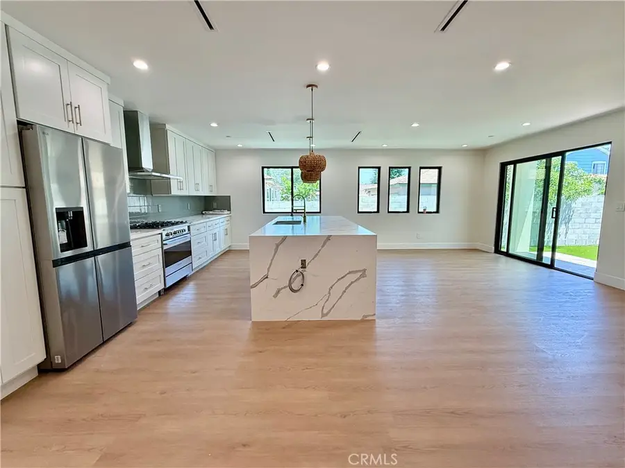 22130 Gault Street, Canoga Park, CA 91303 - #3