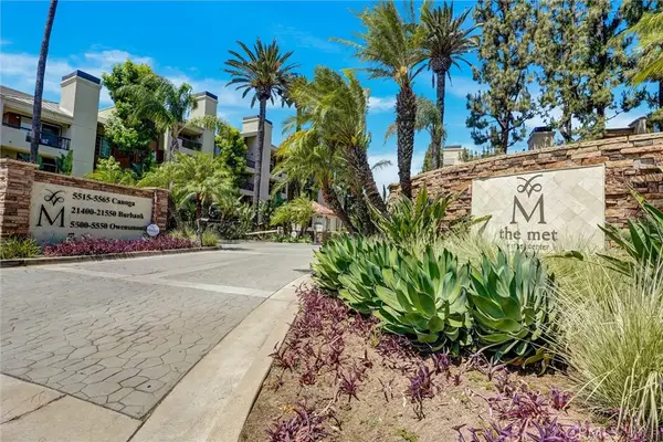 5545 Canoga Avenue #220, Woodland Hills, CA 91367