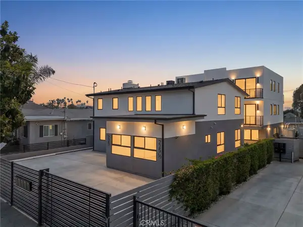 227 N Burlington Avenue, Los Angeles, CA 90026