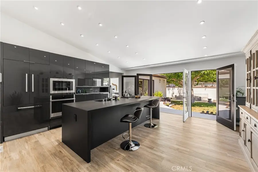 5910 Alonzo, Encino, CA 91316 - #2