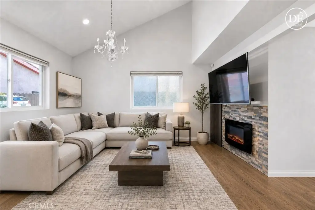 9946 Owensmouth #9, Chatsworth, CA 91311 - #1