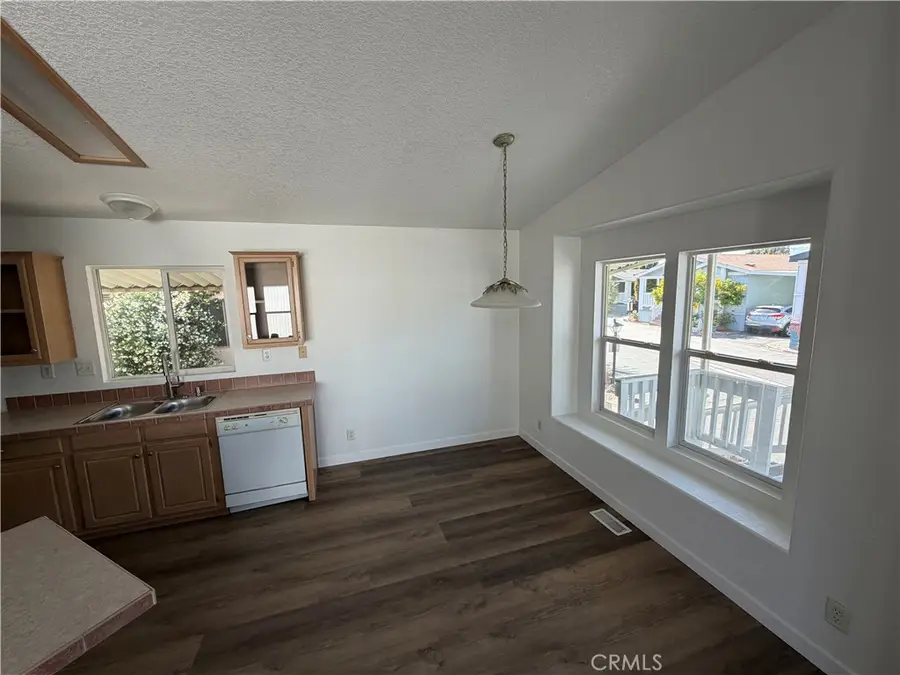 10900 Sepulveda #23, San Fernando, CA 91345 - #2