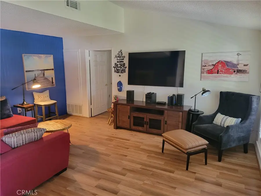 26753 Whispering Leaves, Newhall, CA 91321 - #3