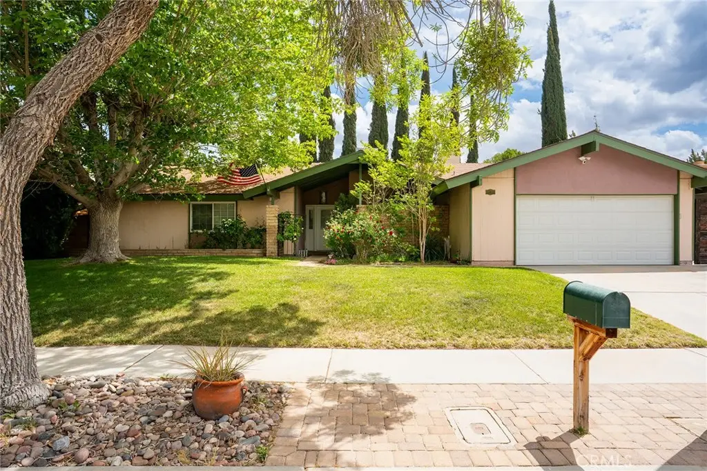 43946 Galion, Lancaster, CA 93536 - #1
