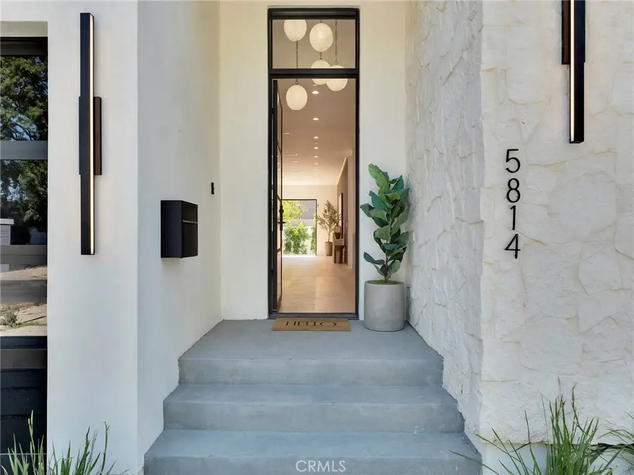 5814 Graves Avenue, Encino, CA 91316 - #2