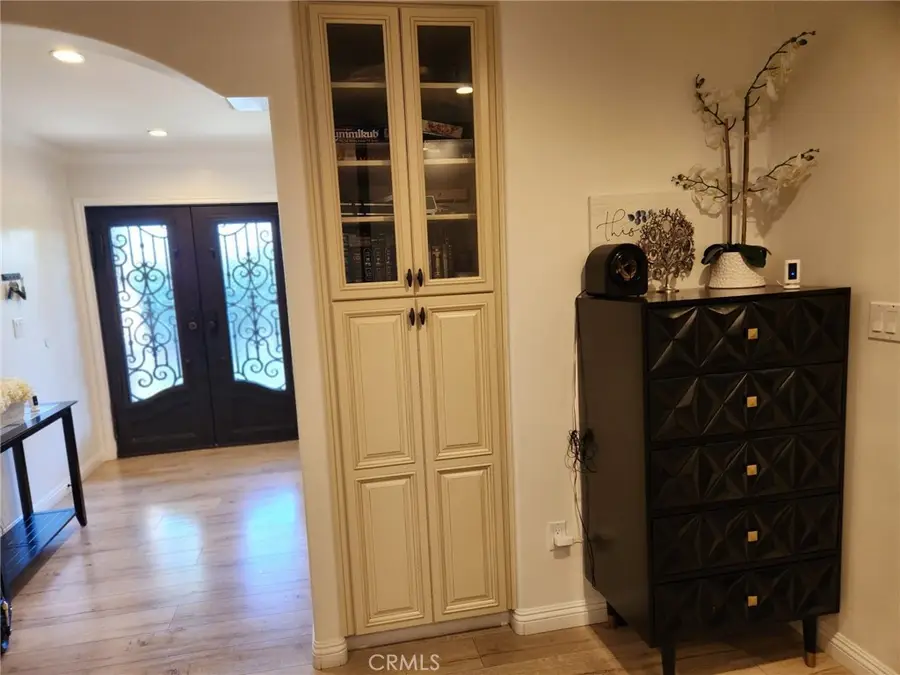 6601 Alcove, North Hollywood, CA 91606 - #2