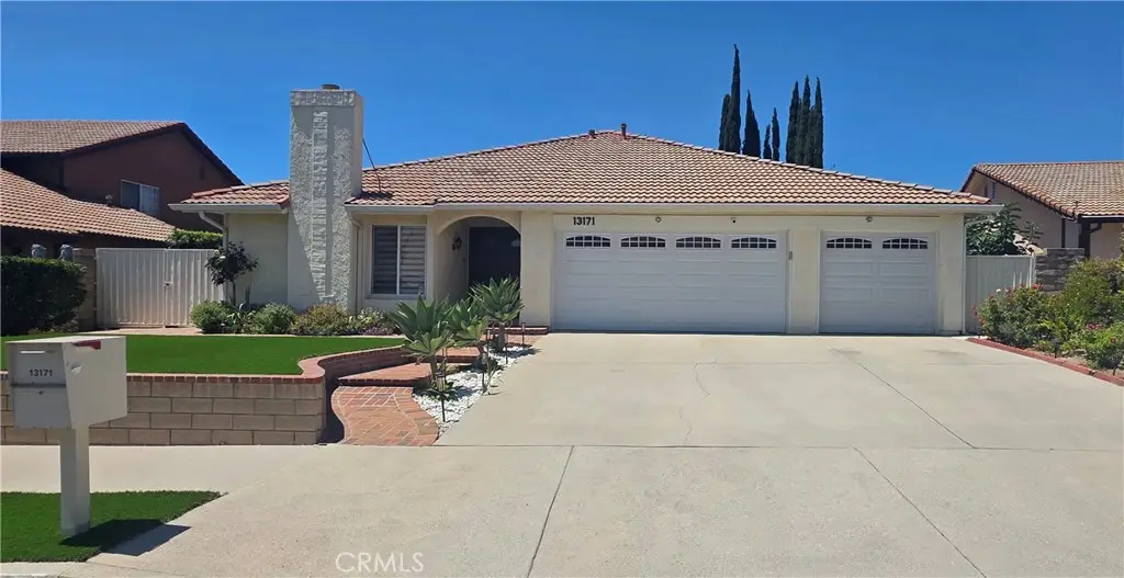 13171 Constable, Granada Hills, CA 91344 - #1