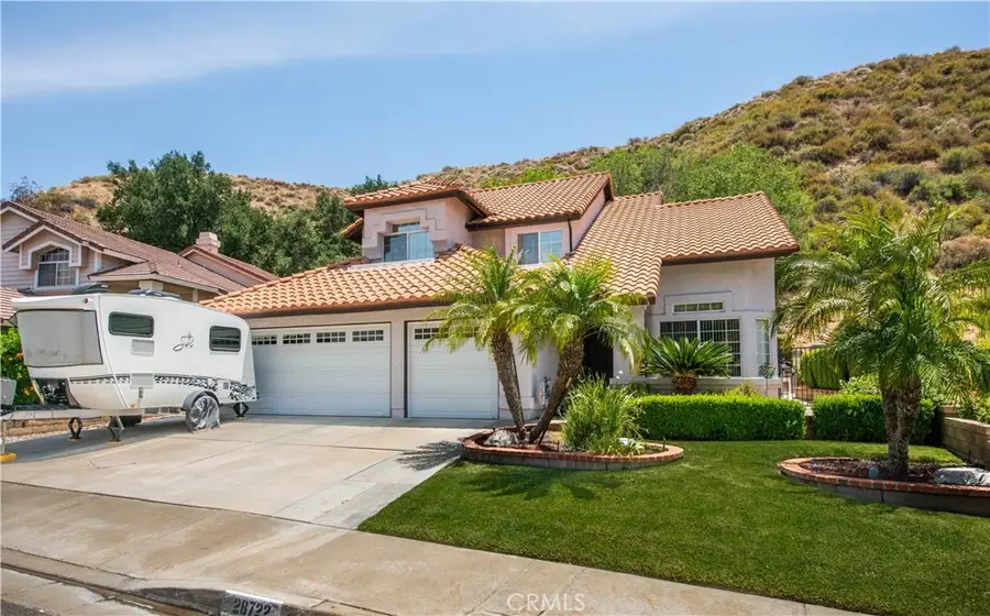 28722 Darrow, Saugus, CA 91390 - #2