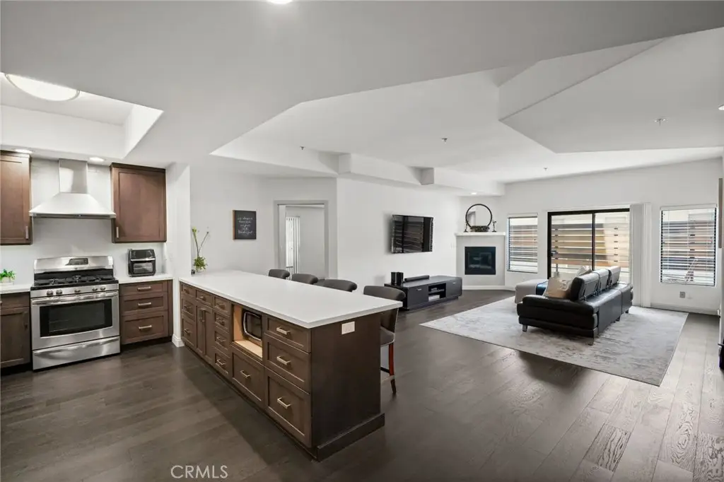 4477 Woodman Avenue #202, Sherman Oaks, CA 91423 - #1