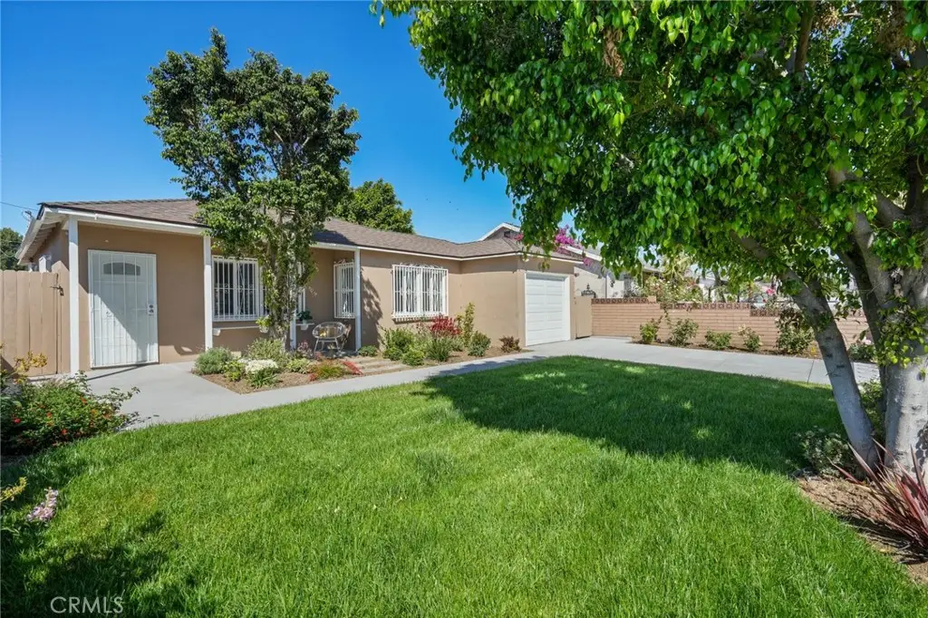 9725 Haddon, Pacoima, CA 91331 - #1