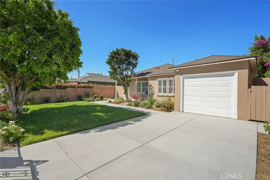 9725 Haddon, Pacoima, CA 91331 - #2