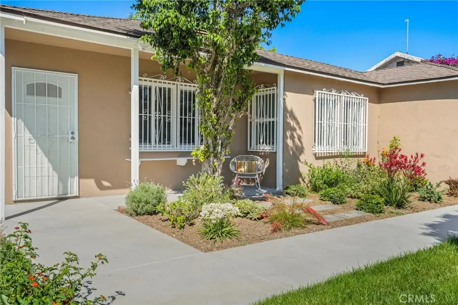 9725 Haddon, Pacoima, CA 91331 - #3
