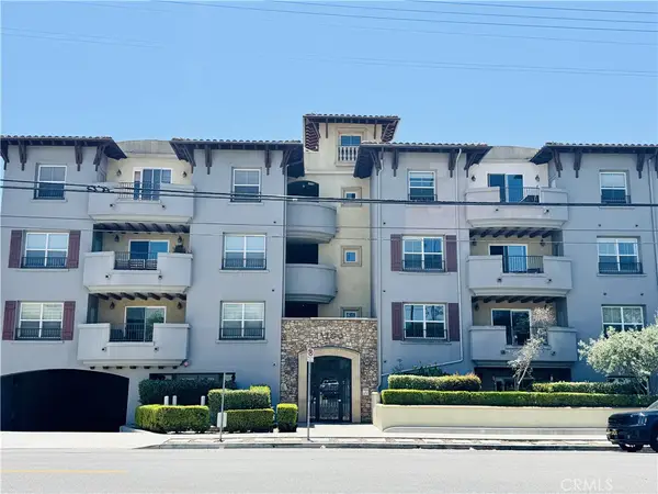 13200 Moorpark, Sherman Oaks, CA 91423