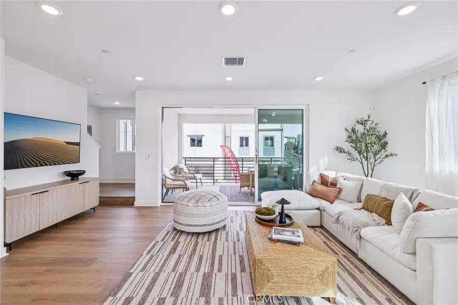 1686 Constellation Drive, San Pedro, CA 90731 - #2