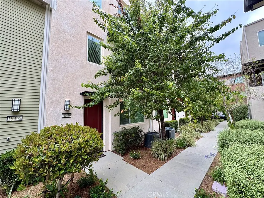 18450 W Calico Lane, Northridge, CA 91325 - #2