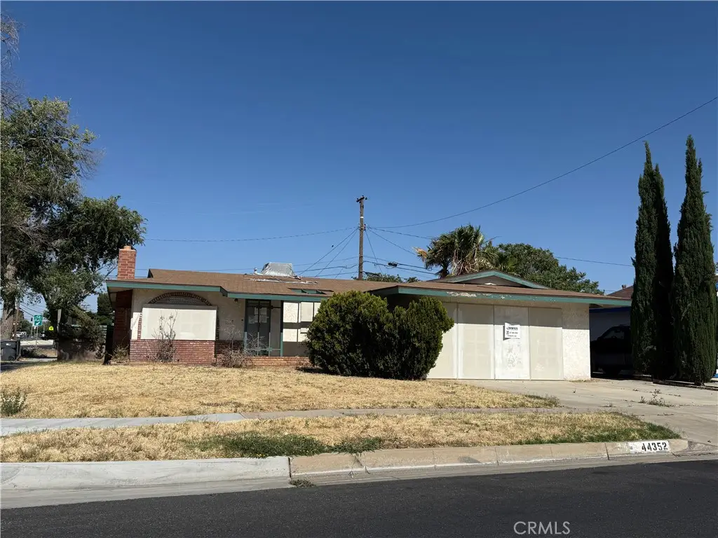 44352 Kirkland Avenue, Lancaster, CA 93535 - #1